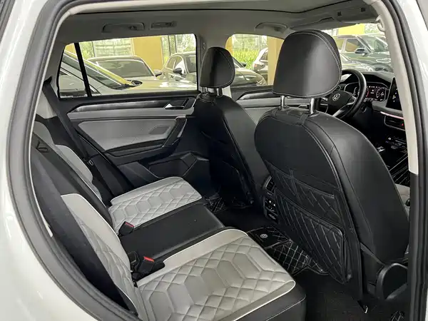 Volkswagen Tayron 2023