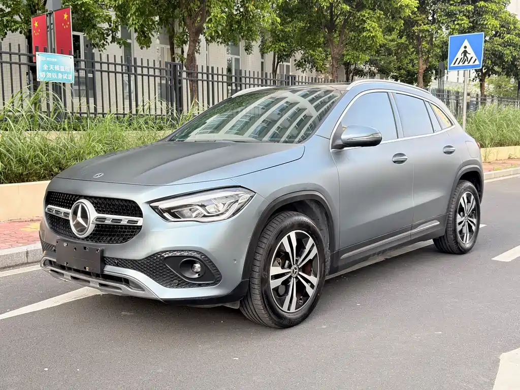 Mercedes-Benz GLA 2021