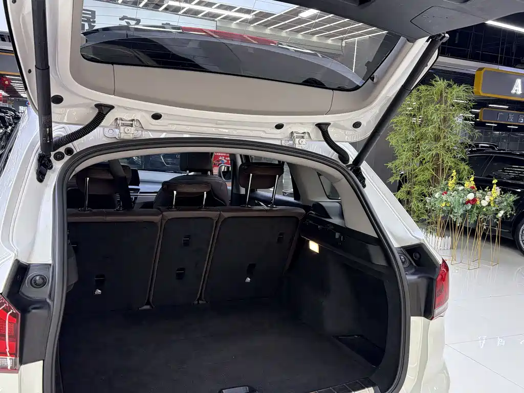 BMW X1 2020 — фото 19