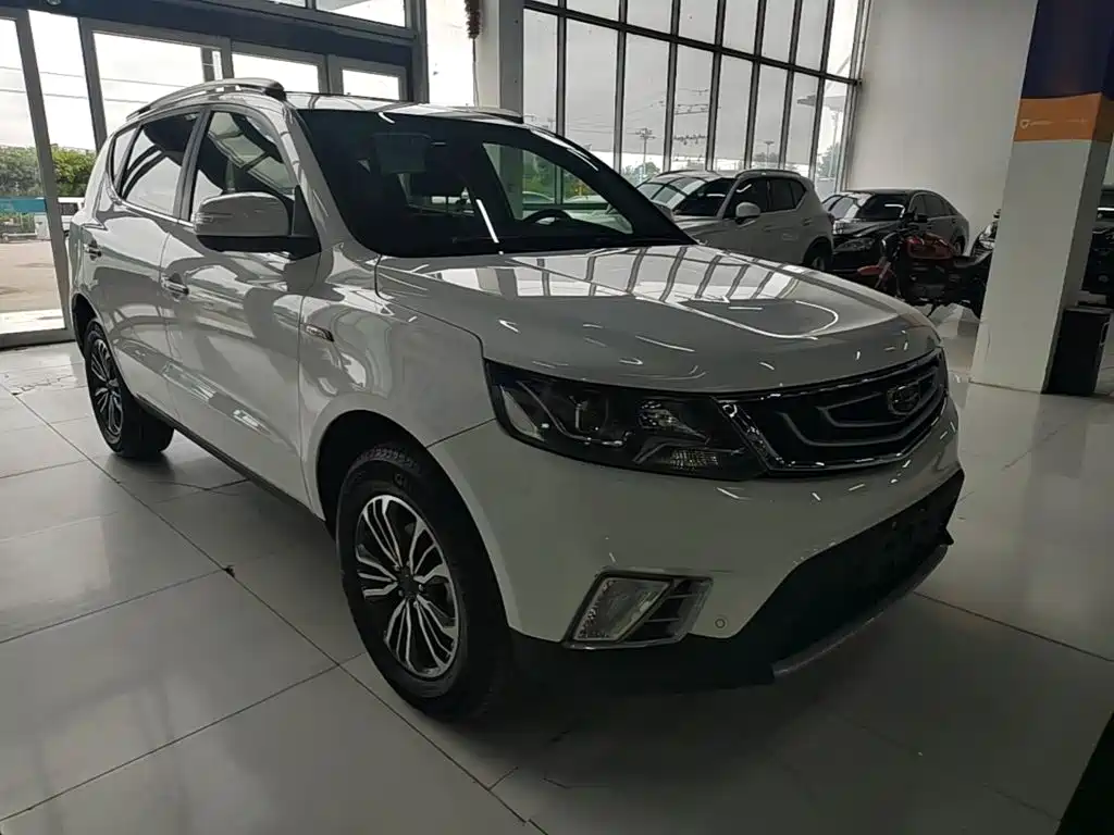 Geely Vision X6 2017 — фото 4