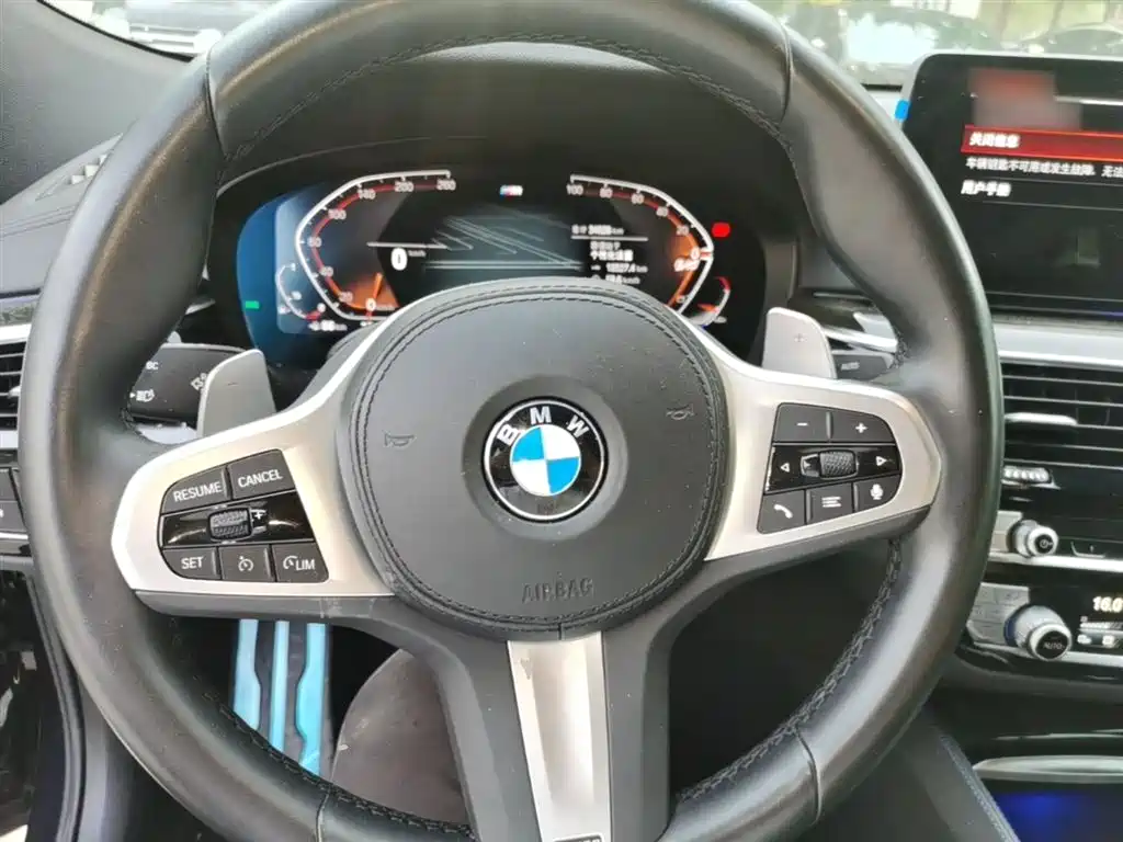 BMW 6 Series GT 2024 — фото 11