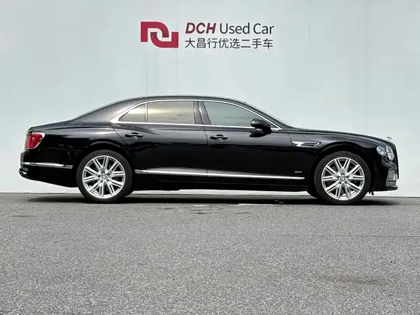 Bentley Flying Spur Plug-In Hybrid 2023