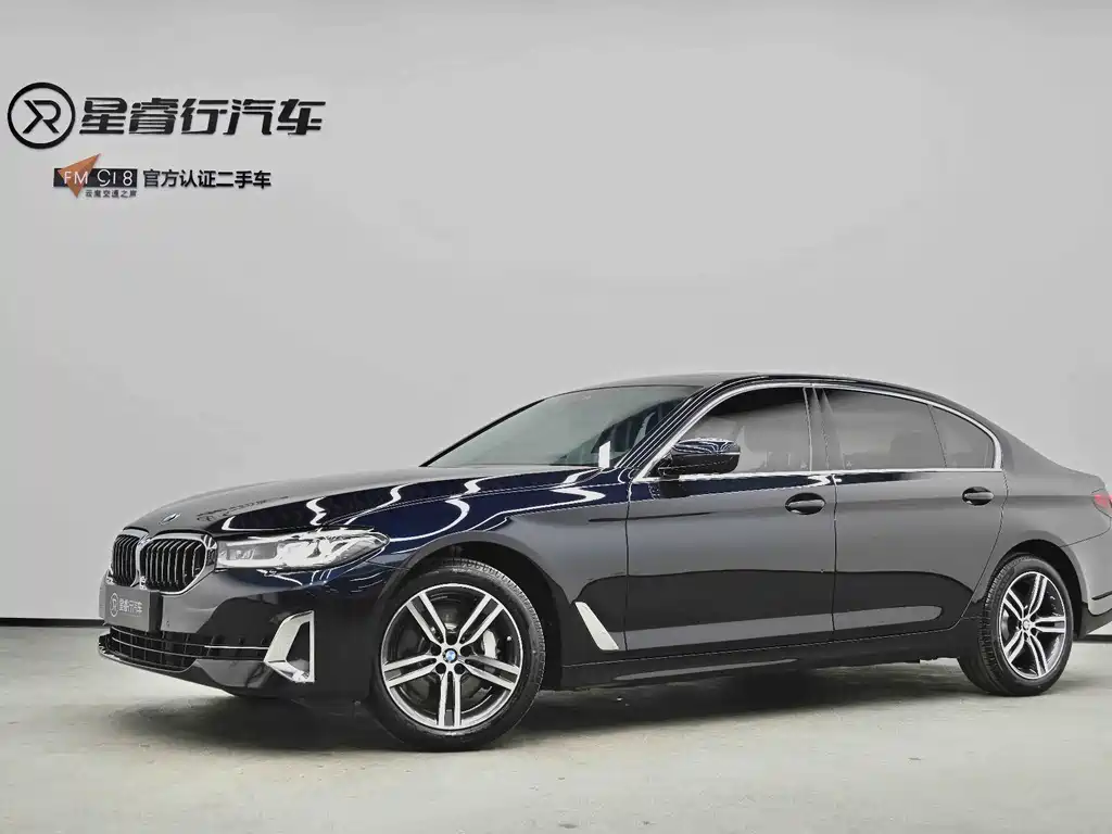 BMW 5 Series 2022 — фото 1