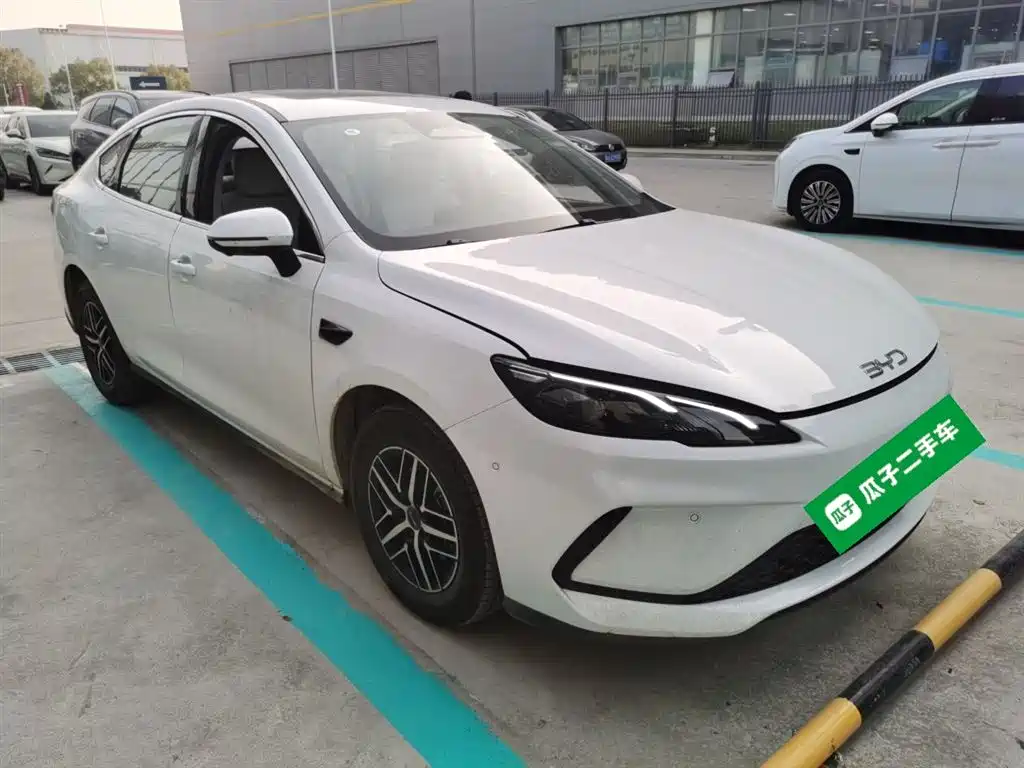 BYD Seal 05 DM-i 2025 — фото 4
