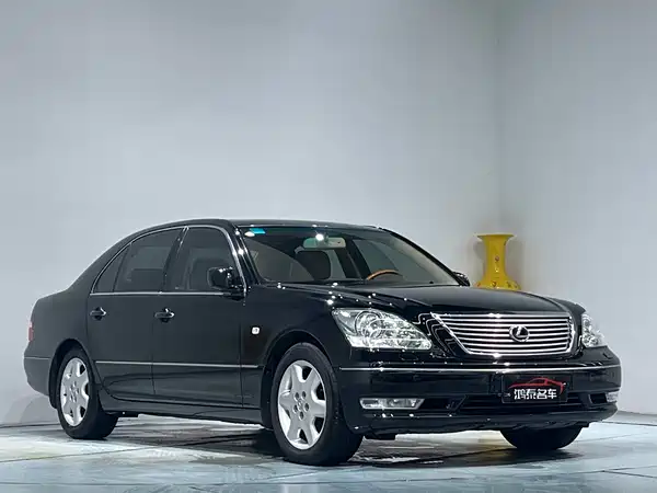 Lexus LS 2005