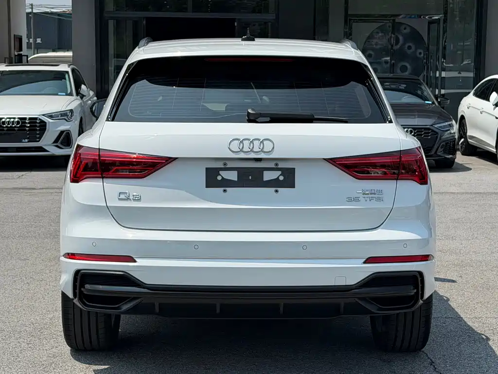 Audi Q3 2023