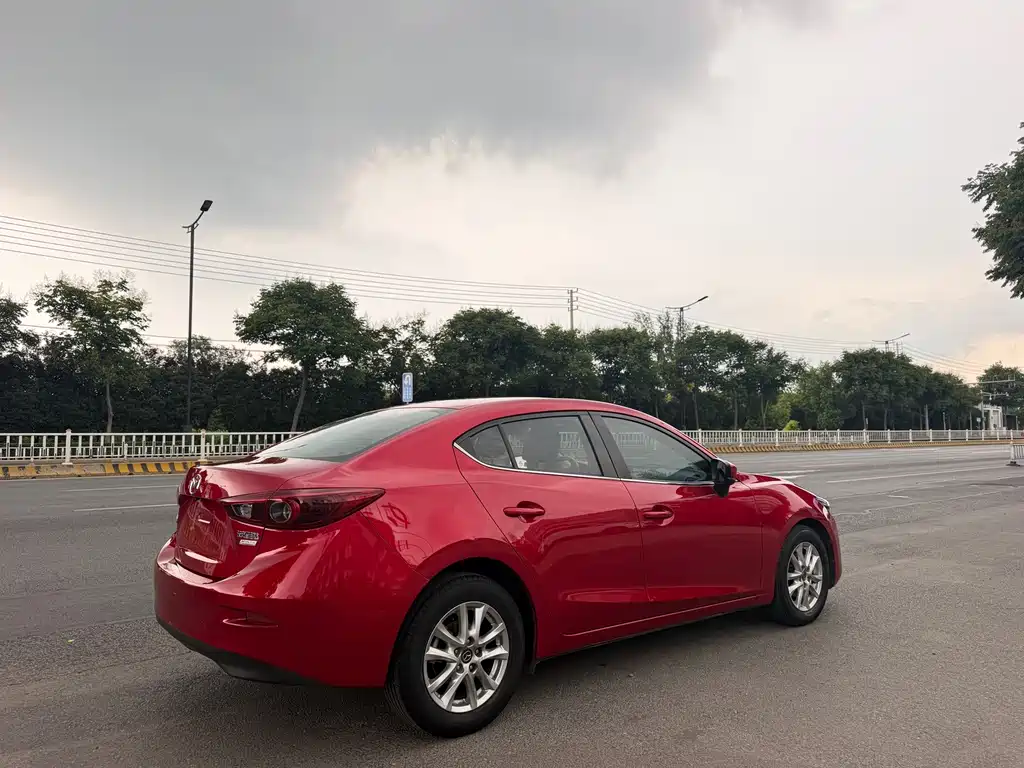 Mazda 3 Axela 2018