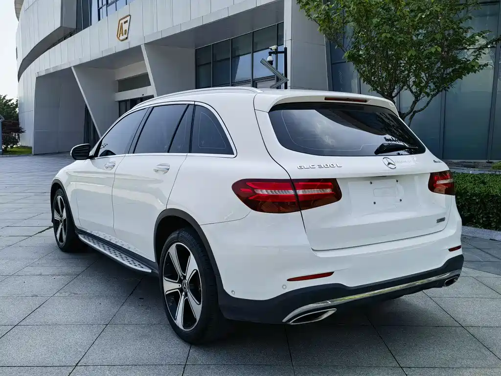 Mercedes-Benz GLC 2019 — фото 5