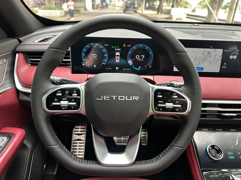 Jetour X70 PLUS 2023 — фото 16
