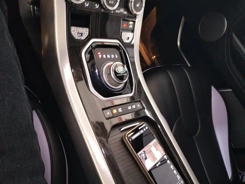 Land Rover Evoque 2016 — фото 14