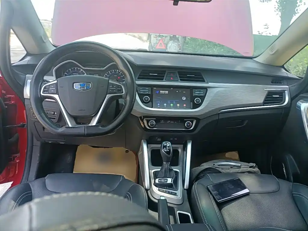 Geely Vision X3 2019 — фото 10