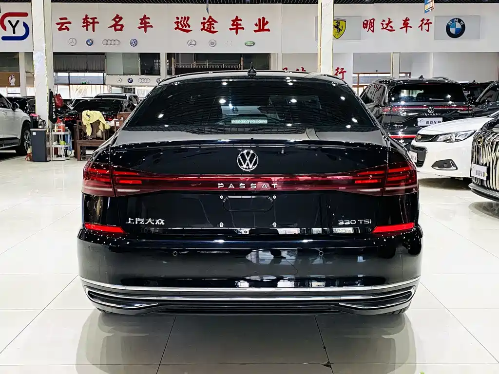 Volkswagen Passat 2023 — фото 15