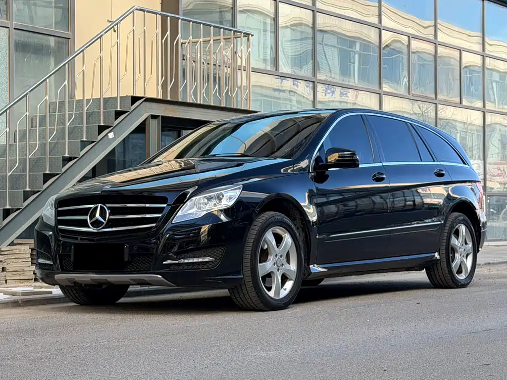 Mercedes-Benz R-Class 2016 — фото 1