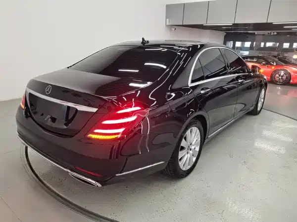 Mercedes-Benz S-Class 2018