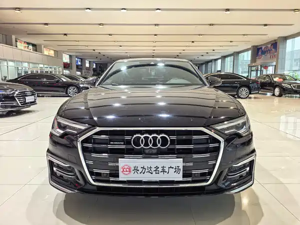 Audi A6L 2022