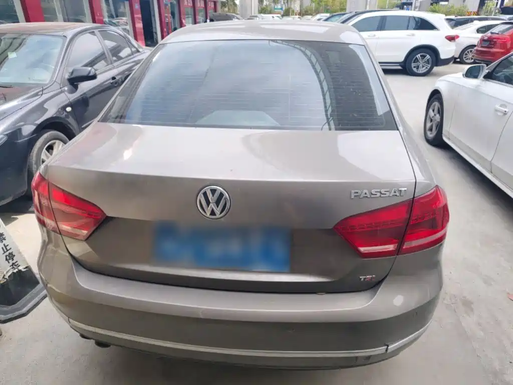 Volkswagen Passat 2015 — фото 4