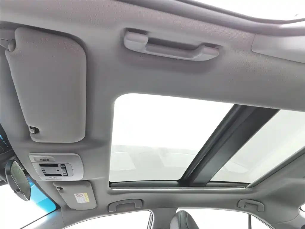 Toyota Camry 2020 — фото 14