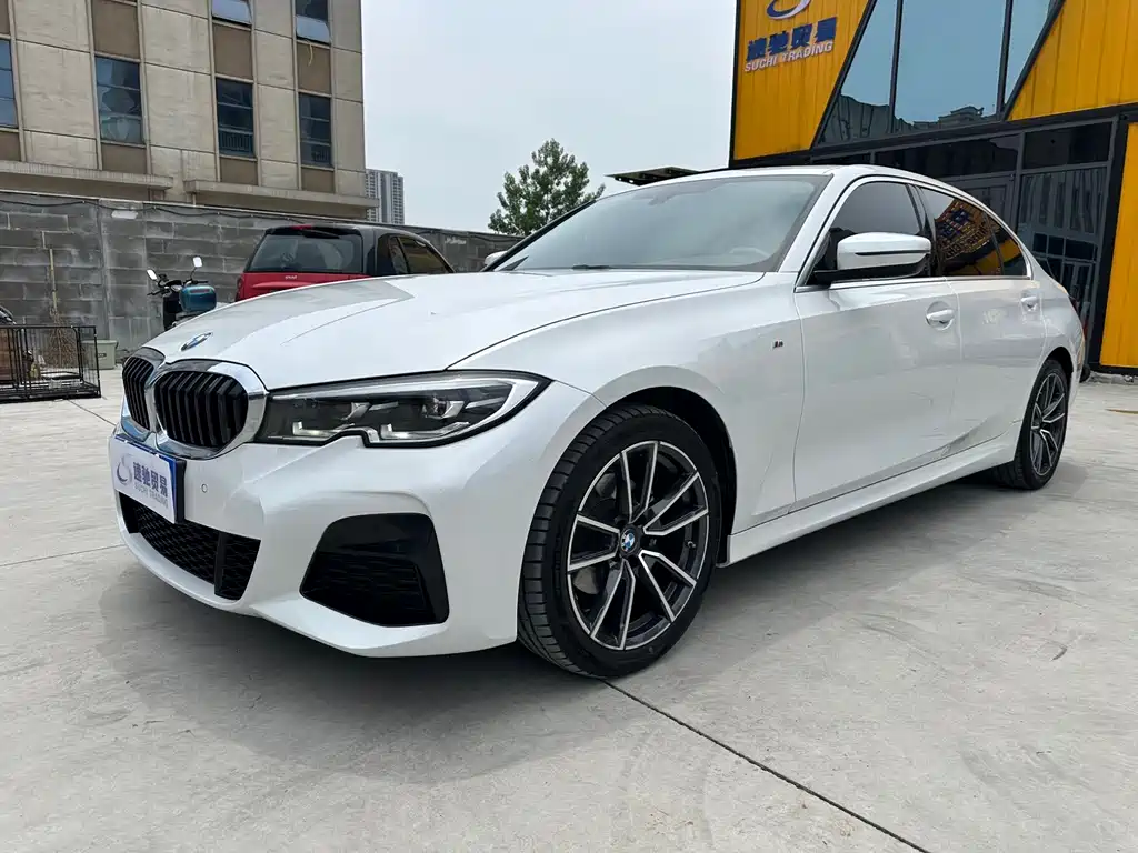 BMW 3 Series 2022