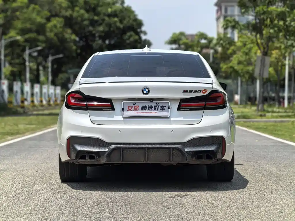 BMW 5 Series 2018 — фото 4