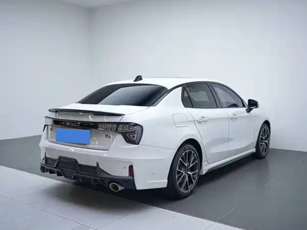 Lynk & Co 03 2019