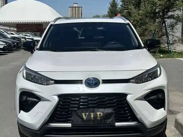 Toyota Wildlander 2021 — фото 2