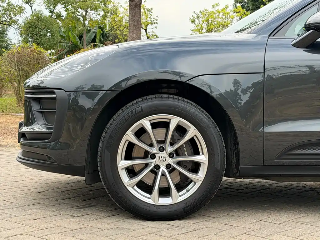 Porsche Macan 2023 — фото 5