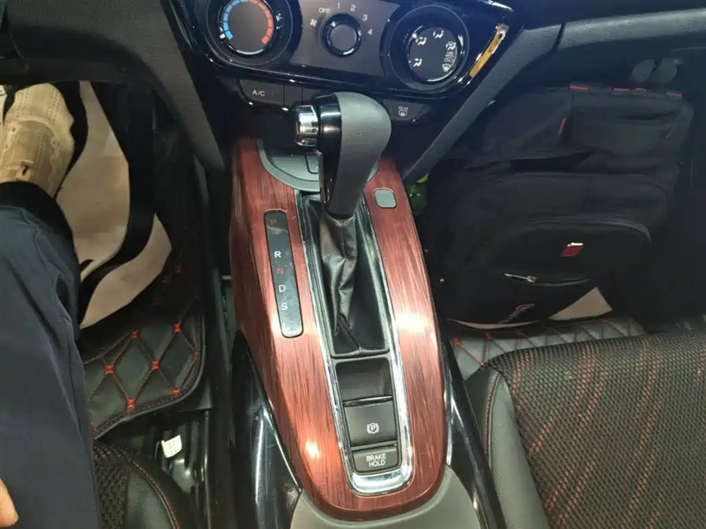 Honda XR-V 2015 — фото 14