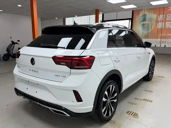 Volkswagen T-Roc 2023