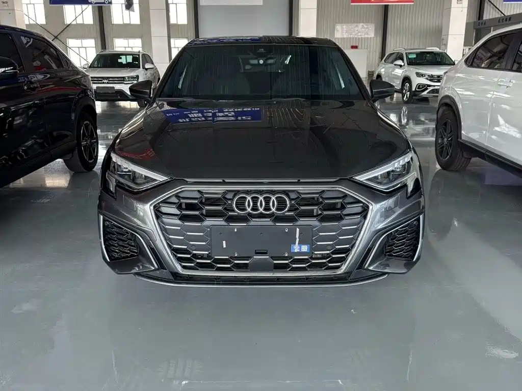 Audi A3 2023 — фото 3
