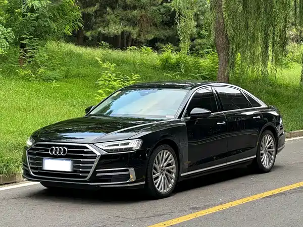 Audi A8 2022