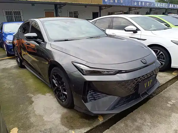 Changan UNI-V 2024