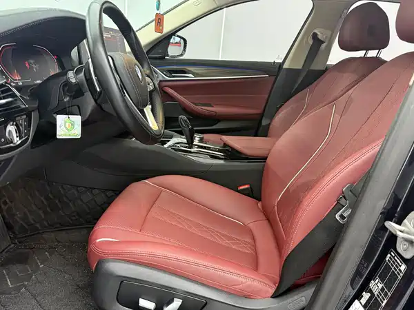 BMW 5 Series 2023