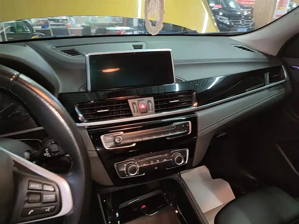 BMW X2 2019 — фото 13