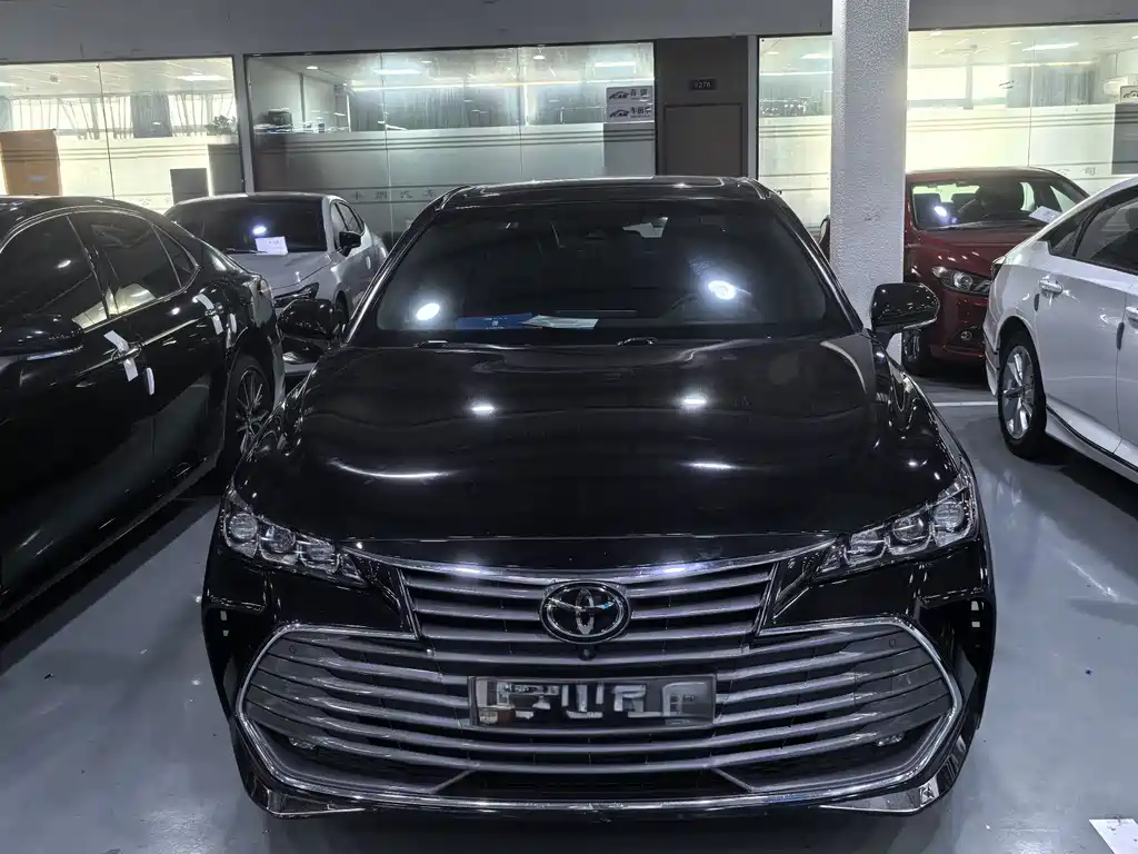 Toyota Avalon 2022 — фото 2