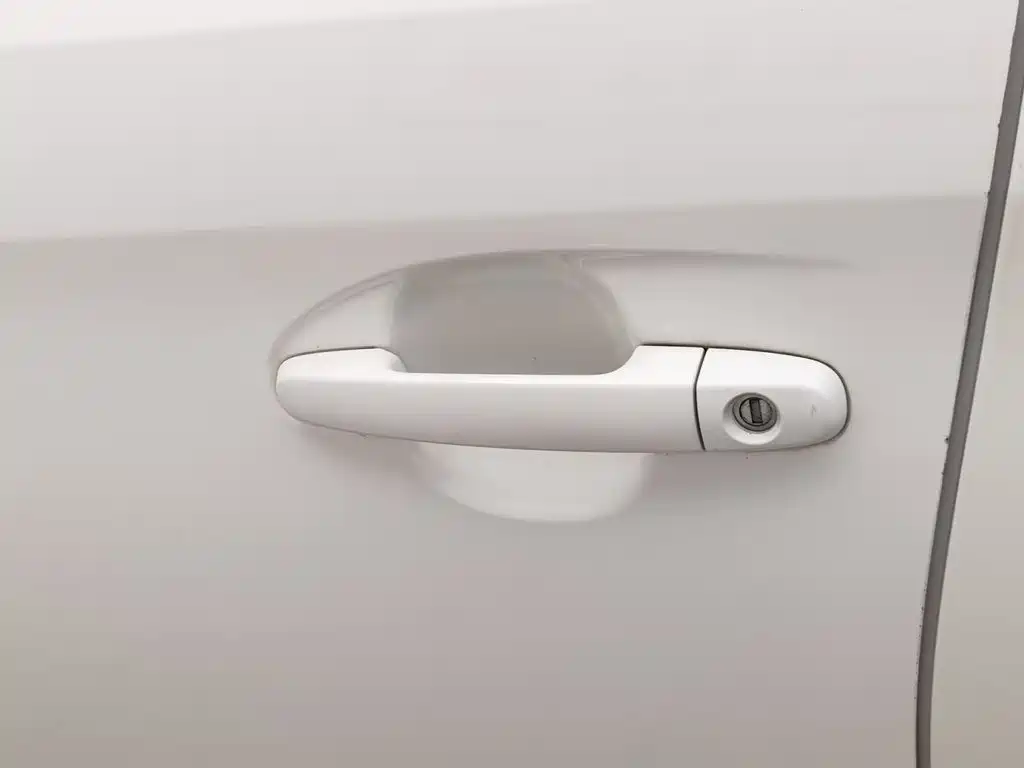 Toyota Vios 2016 — фото 18