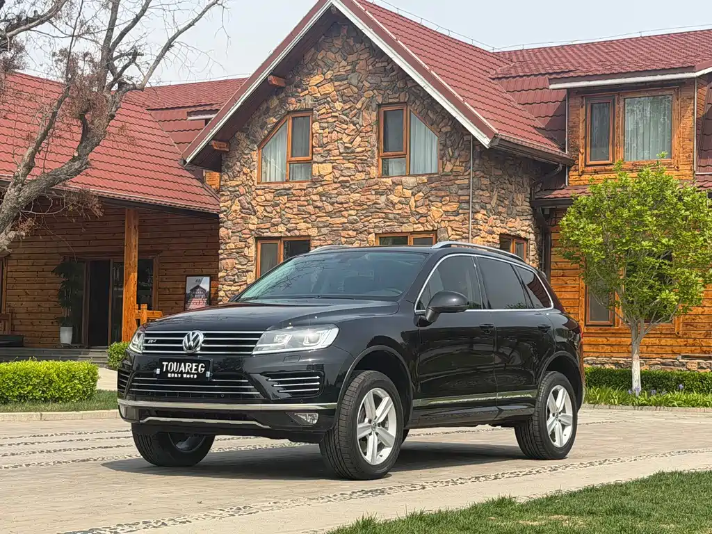 Volkswagen Touareg 2019 — фото 1