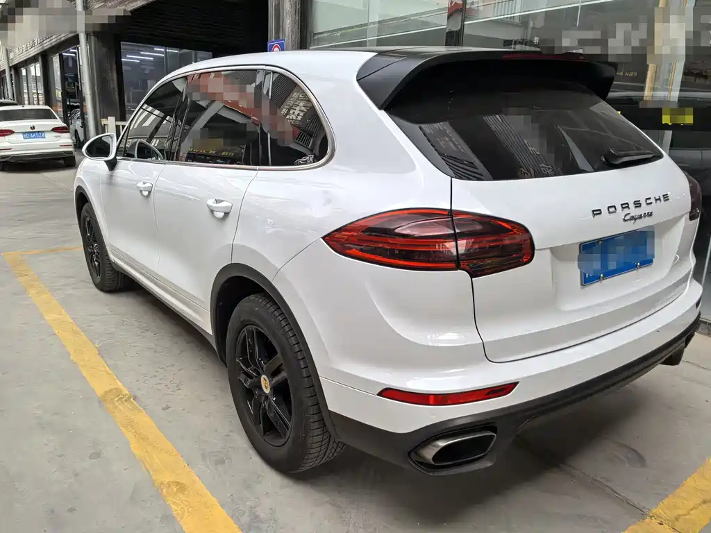 Porsche Cayenne 2017 — фото 4