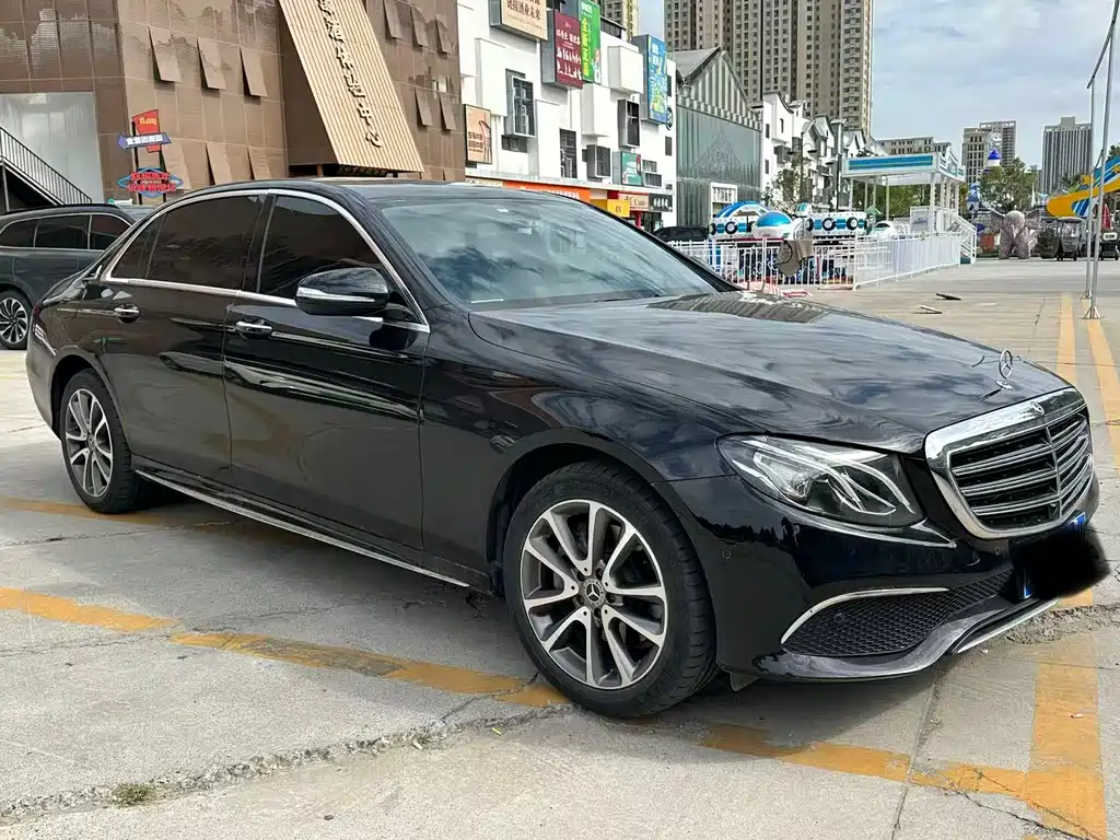 Mercedes-Benz E-Class 2017 — фото 3