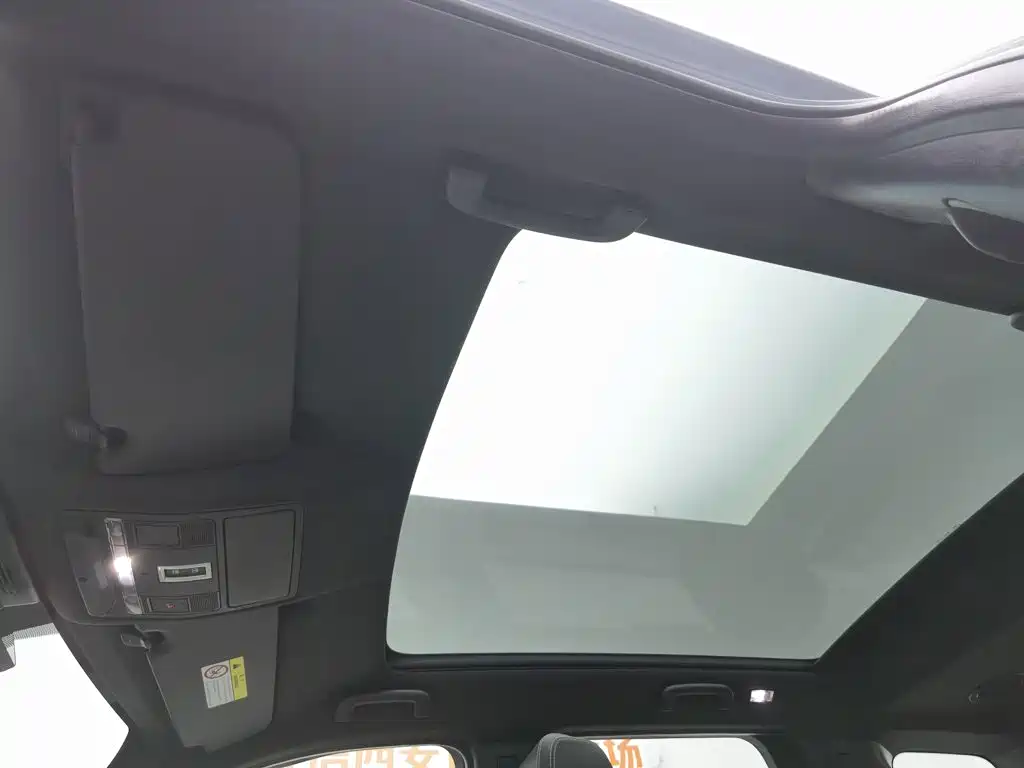 Land Rover Discovery Sport 2021 — фото 14