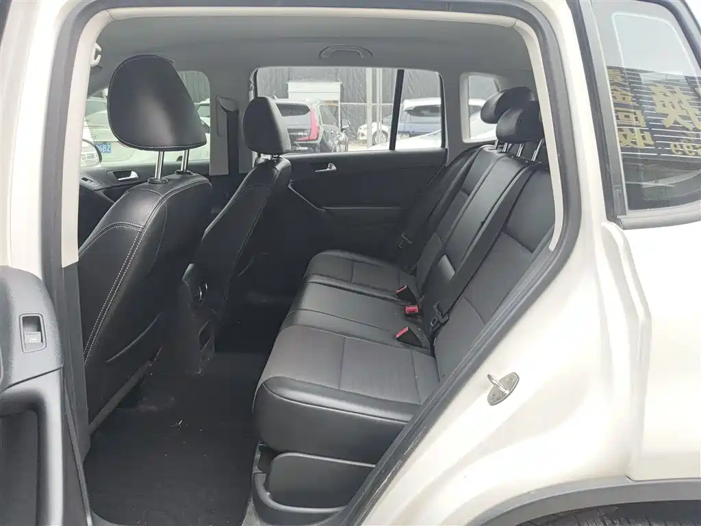 Volkswagen Tiguan 2017 — фото 17
