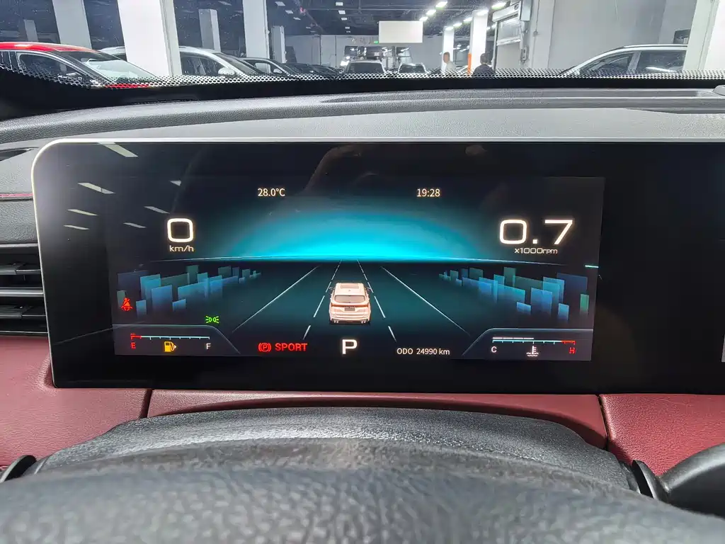 Jetour Jietu X70 PLUS 2023 — фото 13