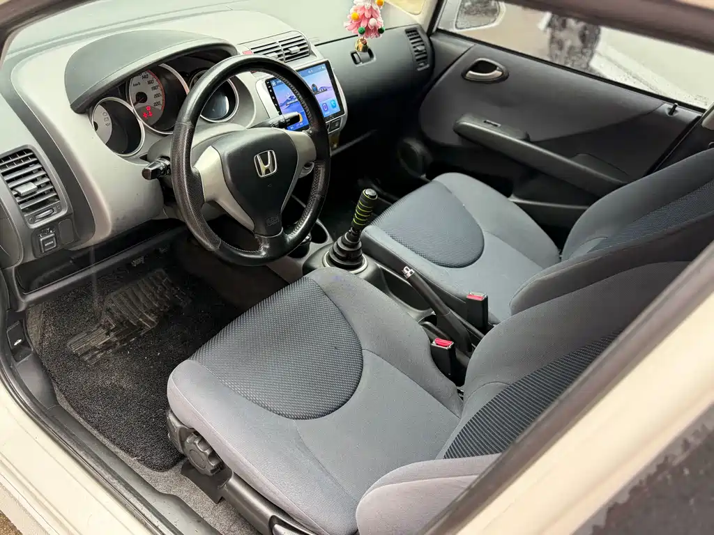 Honda Fit 2006 — фото 6