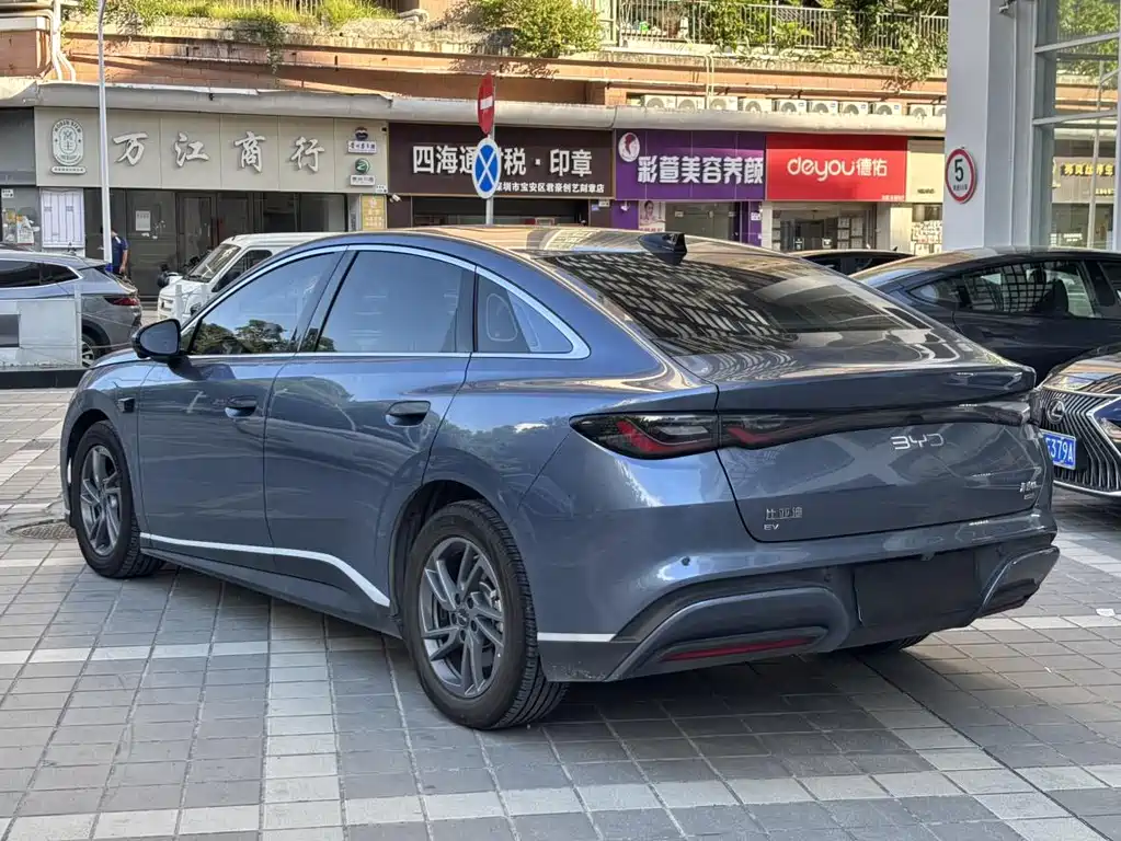 BYD Seal 06 2025