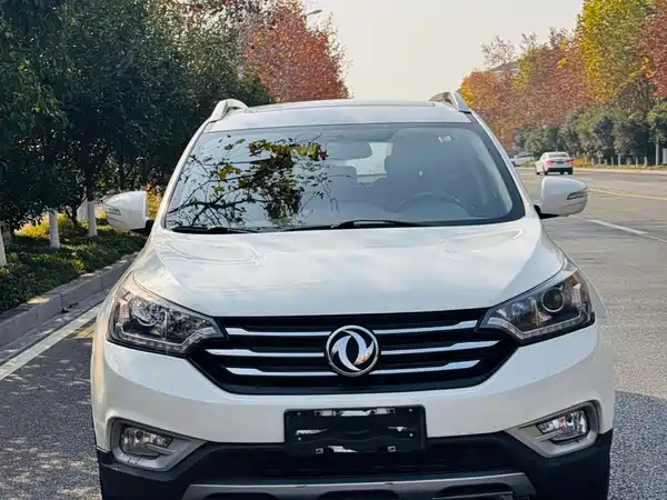 Dongfeng Fengshen AX7 2016