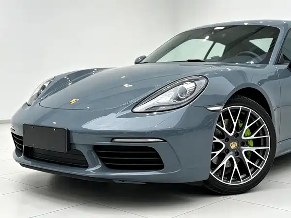 Porsche 718 2016