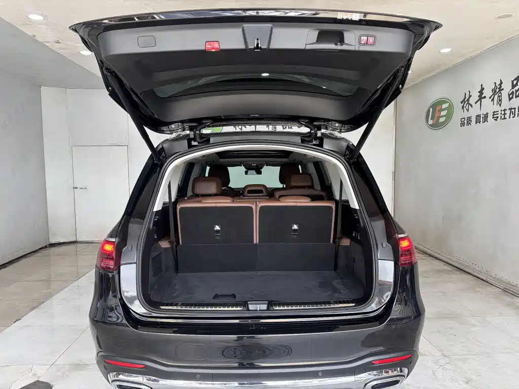 Mercedes-Benz GLS 2024 — фото 31