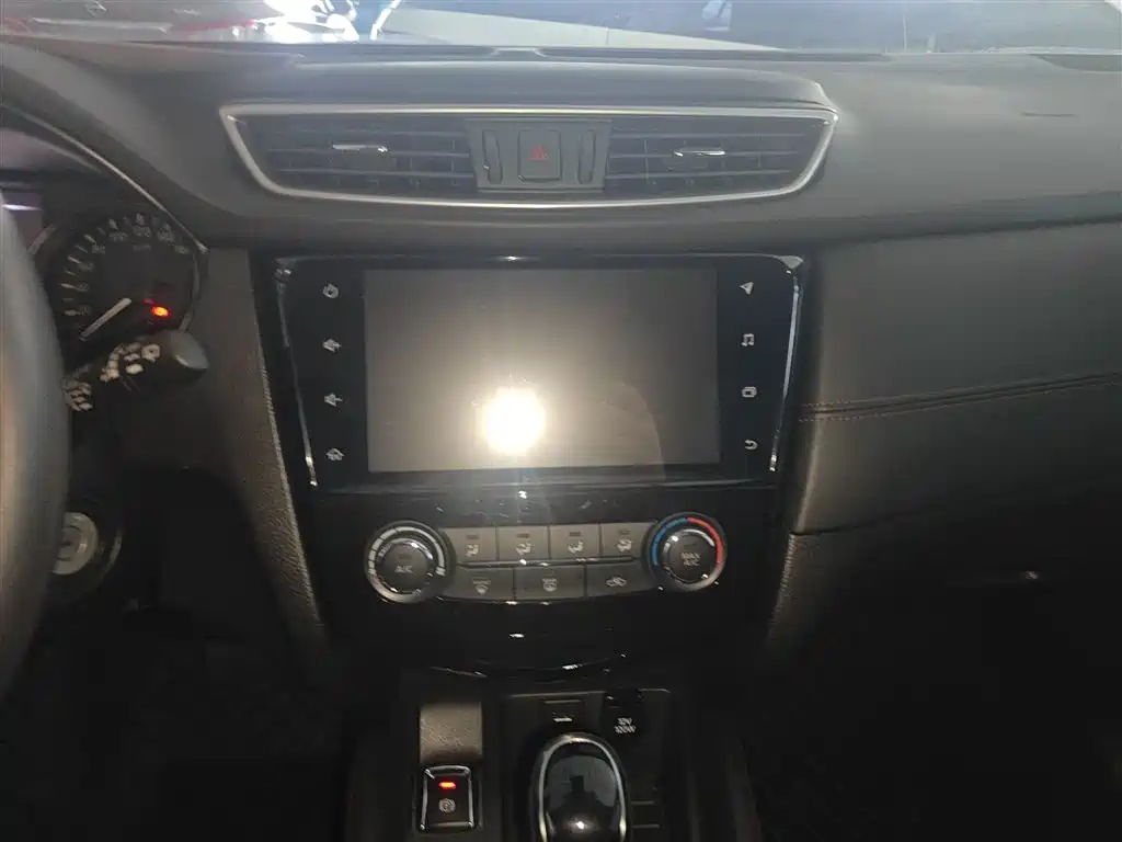 Nissan Qashqai 2021 — фото 13