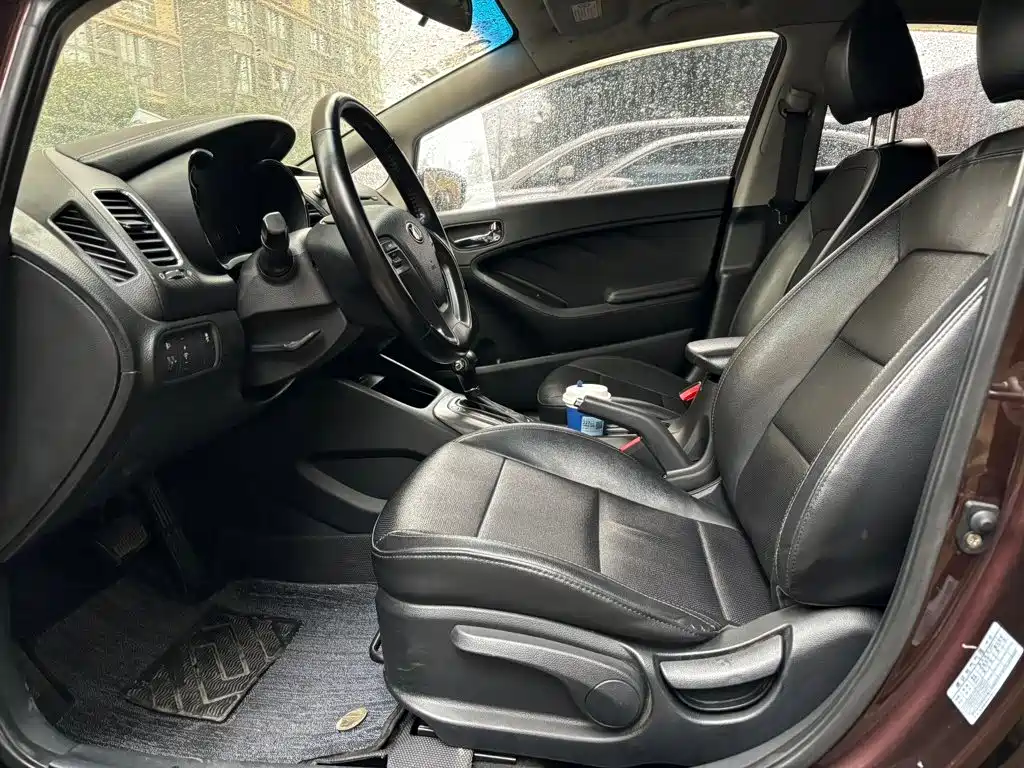 Kia K3 2013