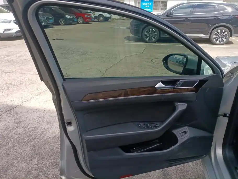 Volkswagen Magotan 2017