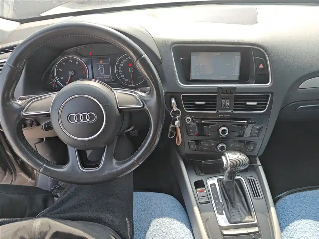 Audi Q5 2015 — фото 10